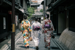 1° giorno, 		Italia - Osaka